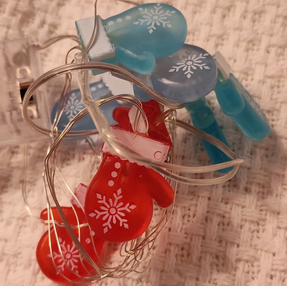 NEW! 2 Sets Of Christmas String Lights (5ft)